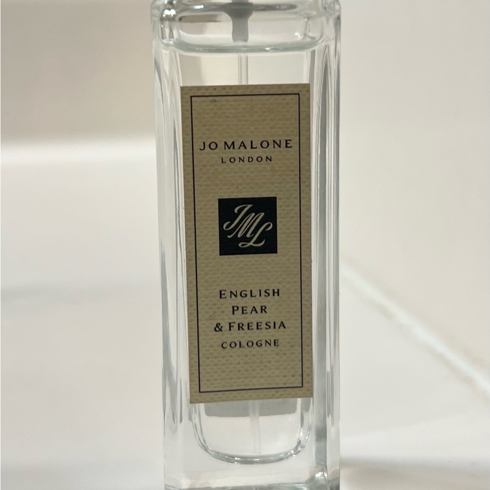 Jo Malone English Pear and Freesia